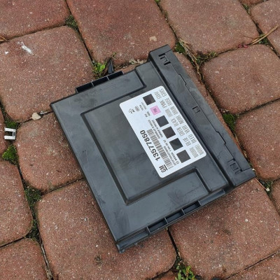 Moduł sterrownik komfortu Opel Insignia 13577850