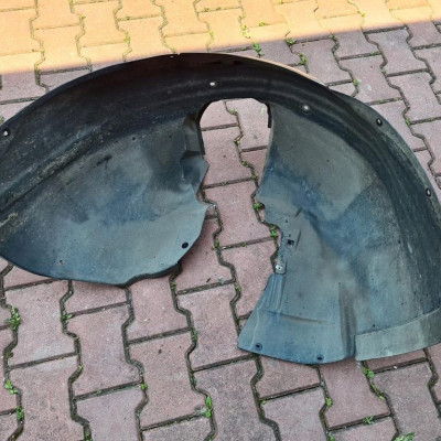 Nadkole przednie prawe Opel Insignia B 39137599