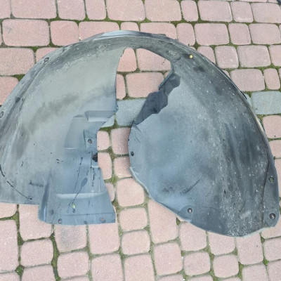 Nadkole przód przednie Opel Insignia B 39163912