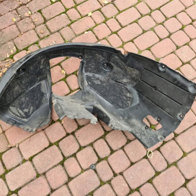 Nadkole przód przednie prawe BMW E60 51717033750