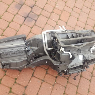 Nagrzewnica dmuchawa angielska kpl Audi A6 C7 / A7