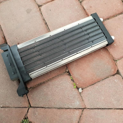 Nagrzewnica elektryczna Audi A4 8E1819011