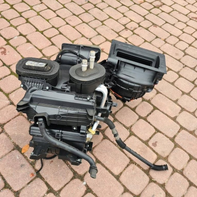 Nagrzewnica klima Movano Master III 272700034R