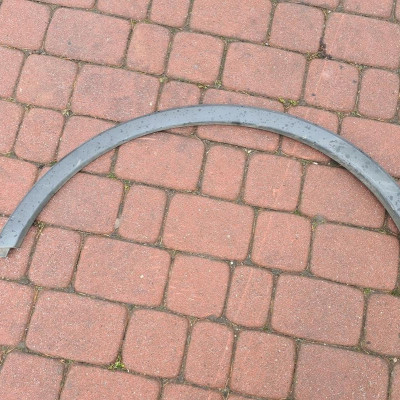 Nakładka błotnika przód lewy Opel Mokka 95164501