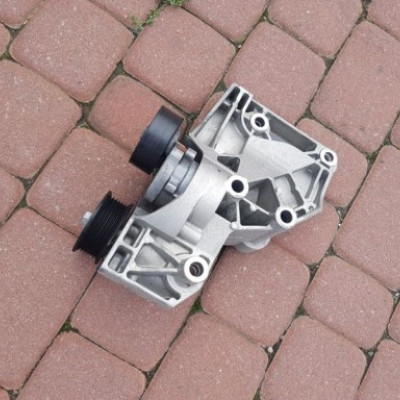 Napinacz podstawa sprezarki Opel Insignia 55582510