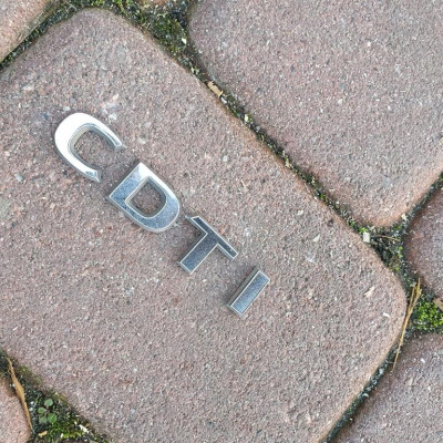 Napis logo emblemat Opel Insignia Astra CDTI