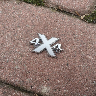 Napis logo klapa emblemat 4x4 Opel Insignia