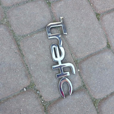 Napis TRAFIC logo emblemat VIVARO TRAFIC