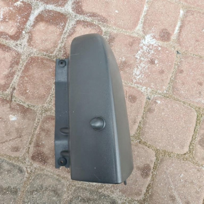 Narożnik lampy prawy tył Vivaro Trafic 8200011484