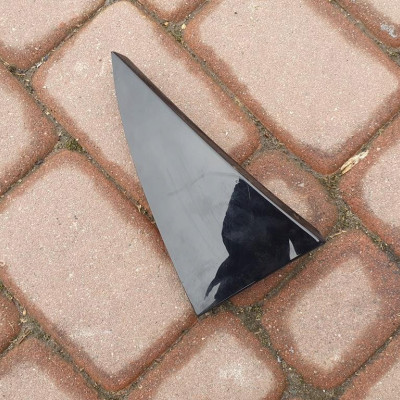 Narożnik prawy klapy tył Renault Captur 960323726R