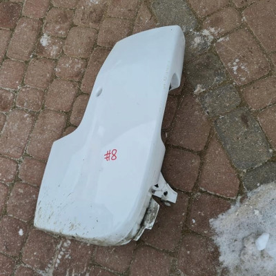 Narożnik zderzaka lewy tył Vivaro Trafic