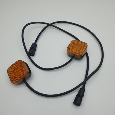 Obrysówka lampka boczna