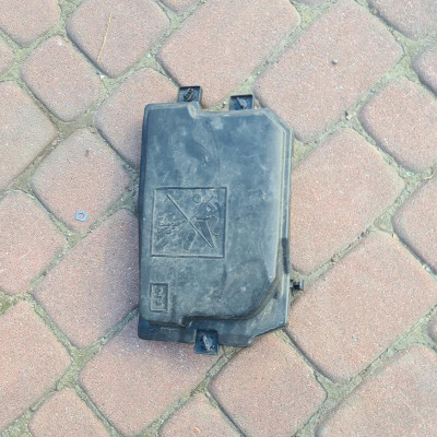 Obudowa bezpieczników Renault Captur II 284B87246R