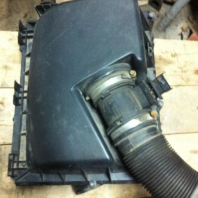Obudowa filtra powietrza 1.9 Vectra C Signum przep