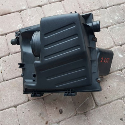 Obudowa filtra powietrza Opel Insignia 55560885