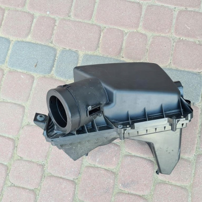 Obudowa filtra powietrza Opel Insignia B 84141124