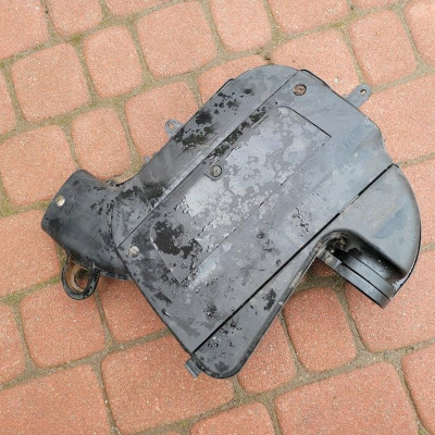 Obudowa filtra powietrza Vivaro Trafic 8200325553