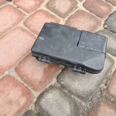 Obudowa osłona akumulatora Opel Corsa E 13185557