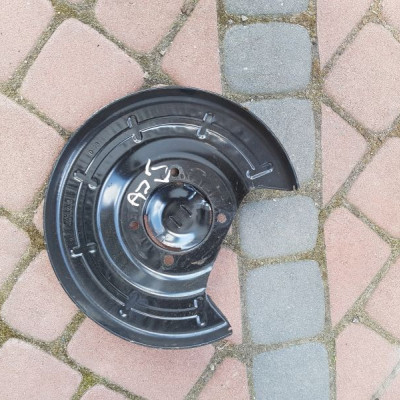 Obudowa tarczy osłona blacha Opel Astra J IV 13330137
