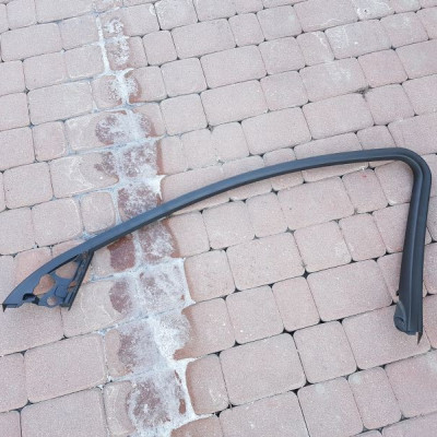 Obudowa osłona drzwi plastik Opel Insignia