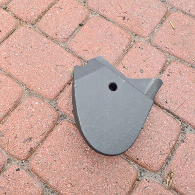 Obudowa osłona fotela Opel Meriva B 13257126