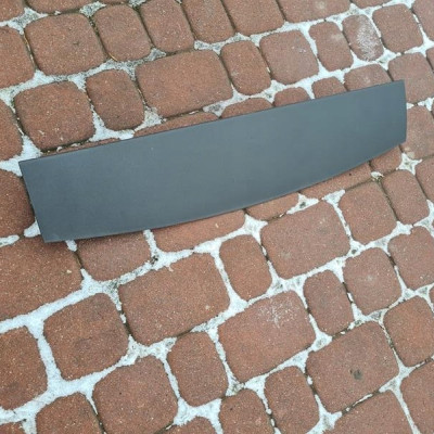 Obudowa osłona klapy tył Opel Mokka 95190803