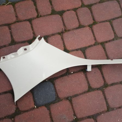 Obudowa osłona podsufitki Opel Insignia 13221269