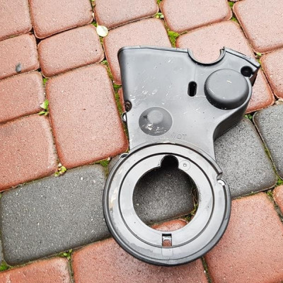 Obudowa osłona rozrządu Audi Q3 04L109147D