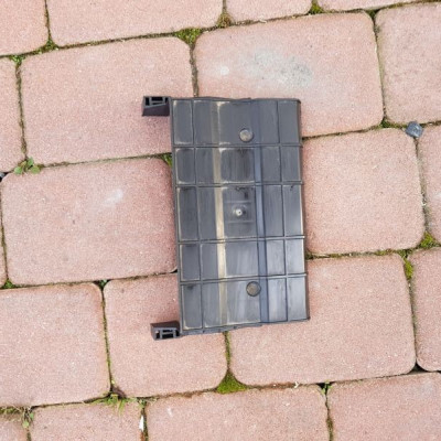 Obudowa osłona sterownika Audi Q3 5N0906337