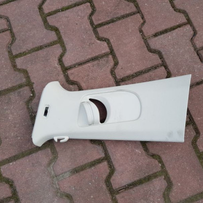 Obudowa osłona słupka lewa Passat B8 3G0868417