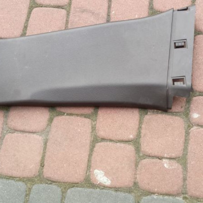 Obudowa osłona słupka lewego Insignia