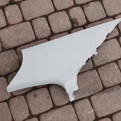 Obudowa osłona słupka tył VW Jetta 5C6 5C6867288