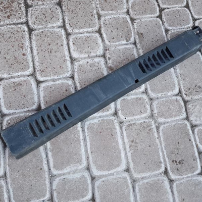 Obudowa osłona Vivaro B Trafic III 242966083R