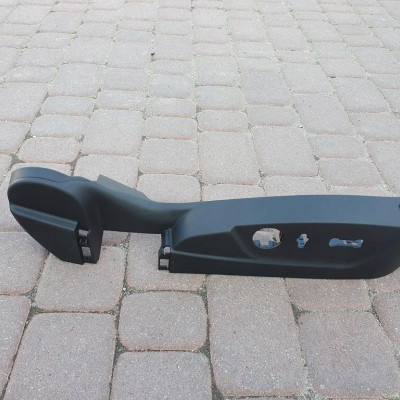 Obudowa plastik fotela Opel Insignia 13325199