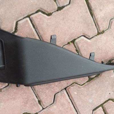 Obudowa plastik osłona bagażnika HB 5D Astra J IV