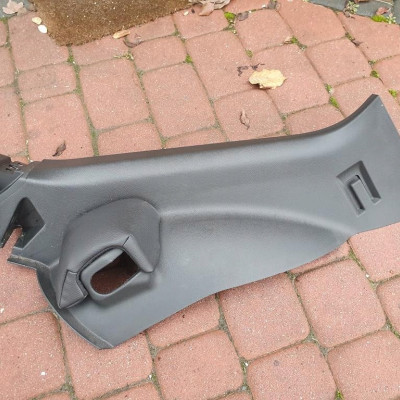 Obudowa plastik progu Opel Astra J 4 IV 13261715