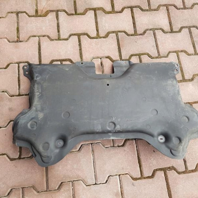 Obudowa pod silnik Mercedes W218 CLS A2125201323