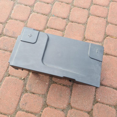 Obudowa pokrywa akumulatora Opel Insignia 20978027