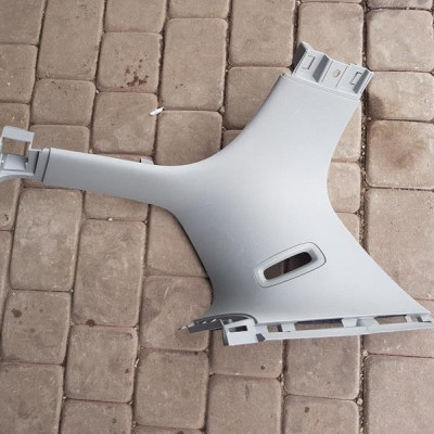 Obudowa słupka tył prawy Opel Zafira C 20861396