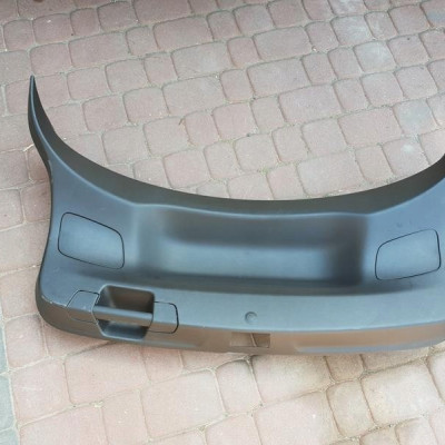 Obudowa tapicerka klapy Opel Insignia B 39129261