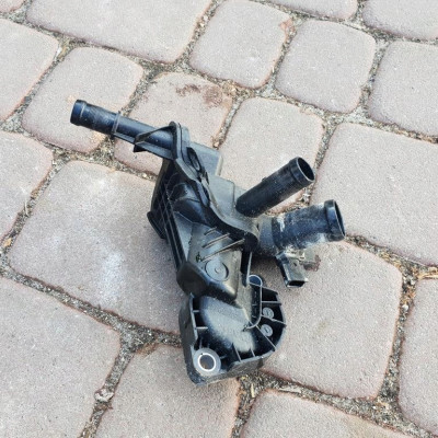 Obudowa termostatu Renault Captur 110616064R