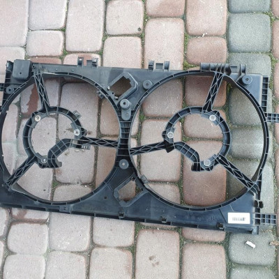 Obudowa wentylatorów Opel Insignia 13241739