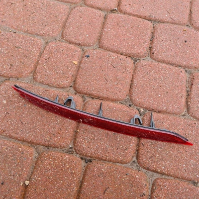 Odblask zderzaka prawy tył HB Astra K V 39047429