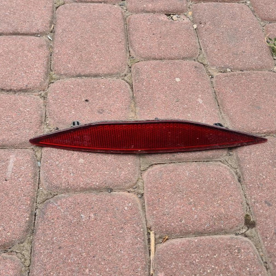 Odblask zderzaka tylny prawy VW Golf VII 5G0945106