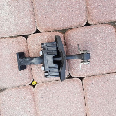 Ogranicznik drzwi prawy JUMPER BOXER DUCATO III