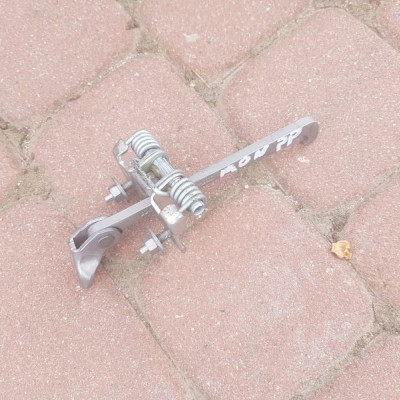 Ogranicznik drzwi prawy MOVANO B MASTER III Nowy