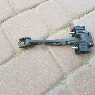 Ogranicznik Drzwi Przód Opel Astra H III 13107175