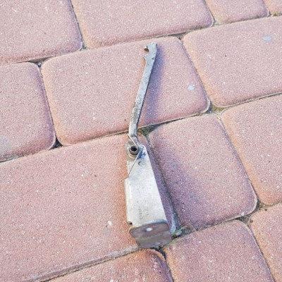 Ogranicznik drzwi tył Vivaro Trafic Primastar 13r