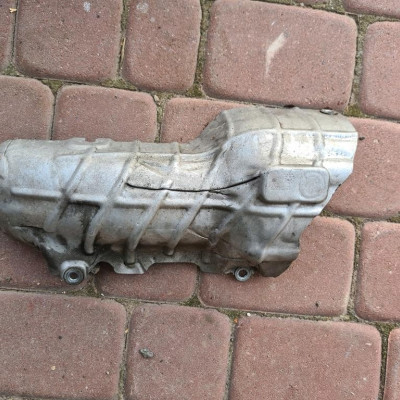 Osłona katalizatora Opel Insignia 55564279