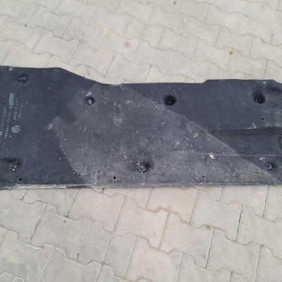 Osłona podwozia lewa Passat B8 3Q0825505